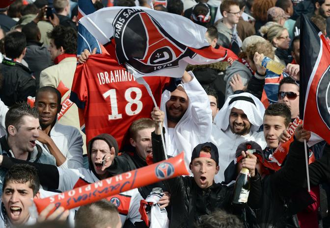 Zlatan Ibrahimovic  un idolo per i tifosi parigini. Afp